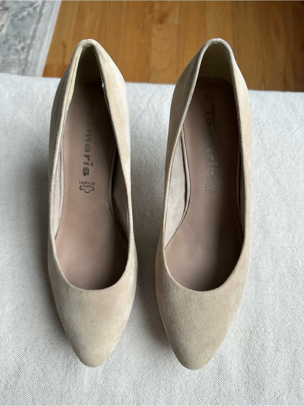 Tamaris Classic Pointed Toe Suede Pumps in Light Beige